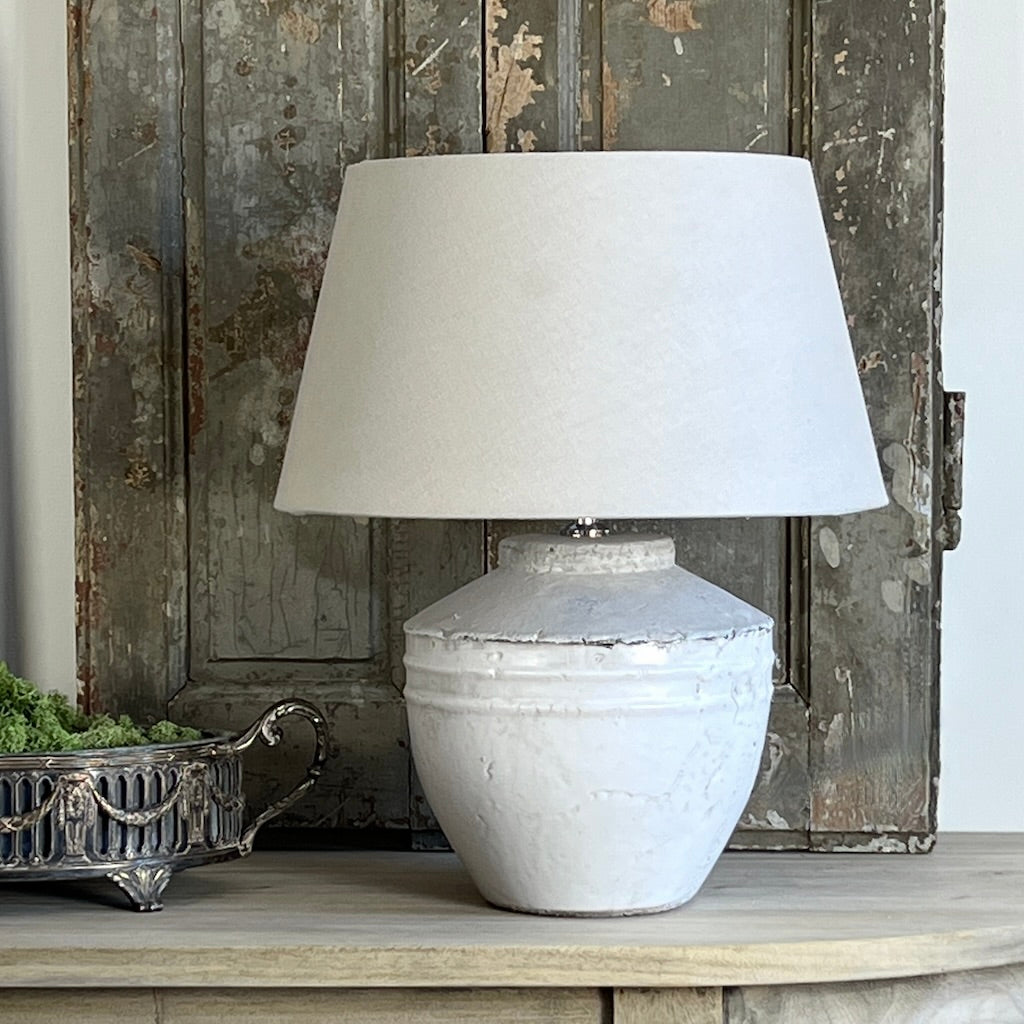 Antique White Distressed Glazed Table Lamp Thira
