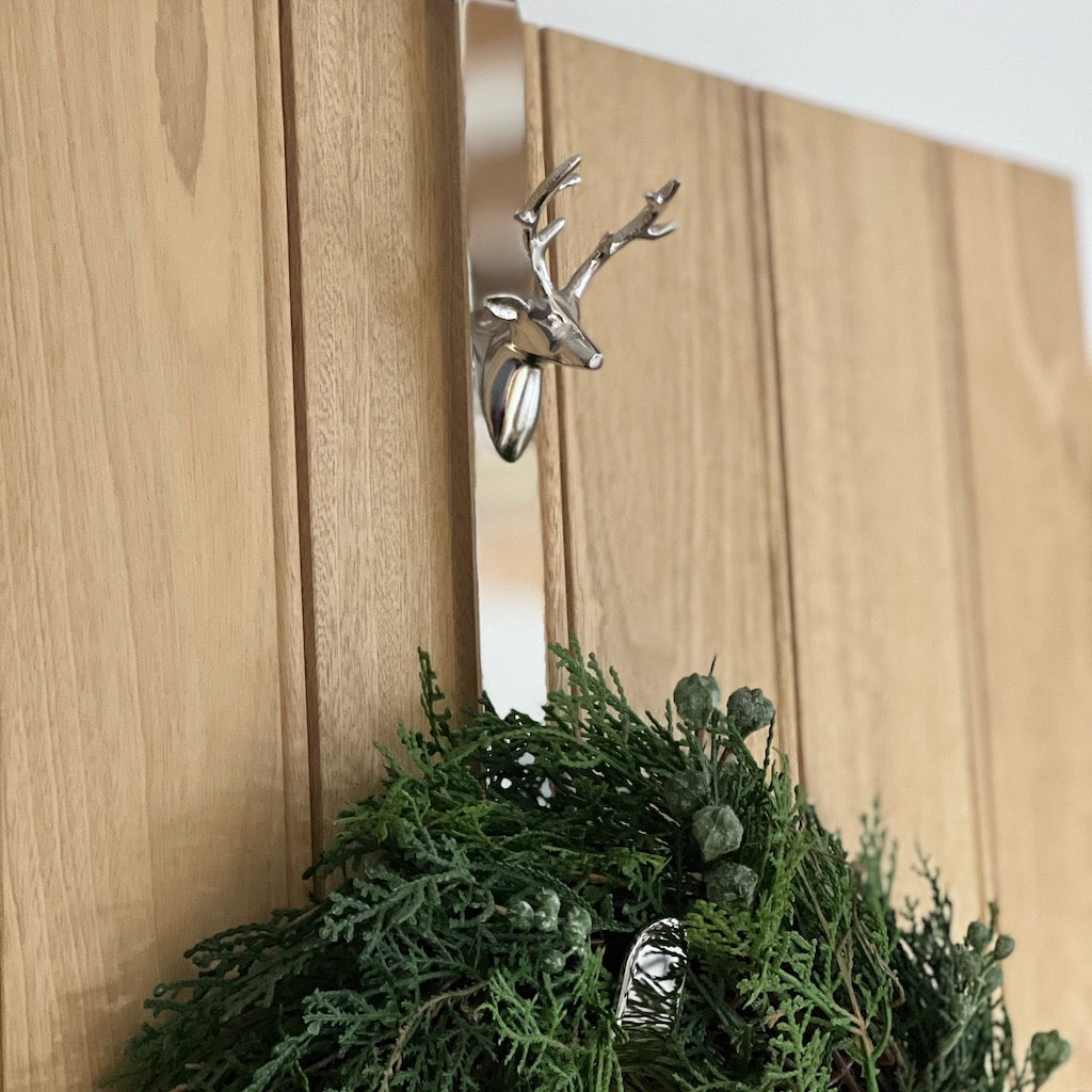 Shiney Silver Reindeer Wreath Hanger