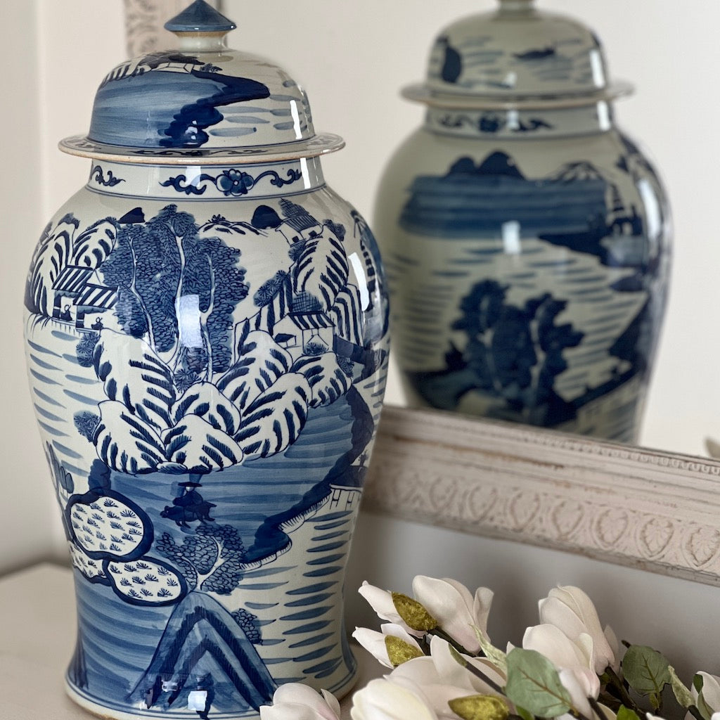 Blue and White Porcelain Lidded Jar