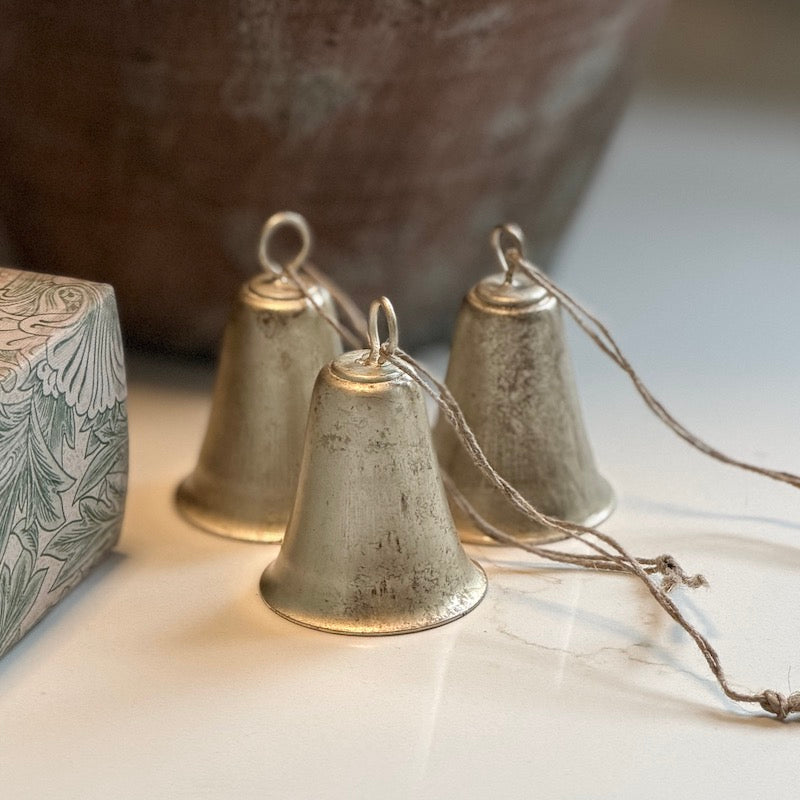 Antiqued Silver Bell Decoration
