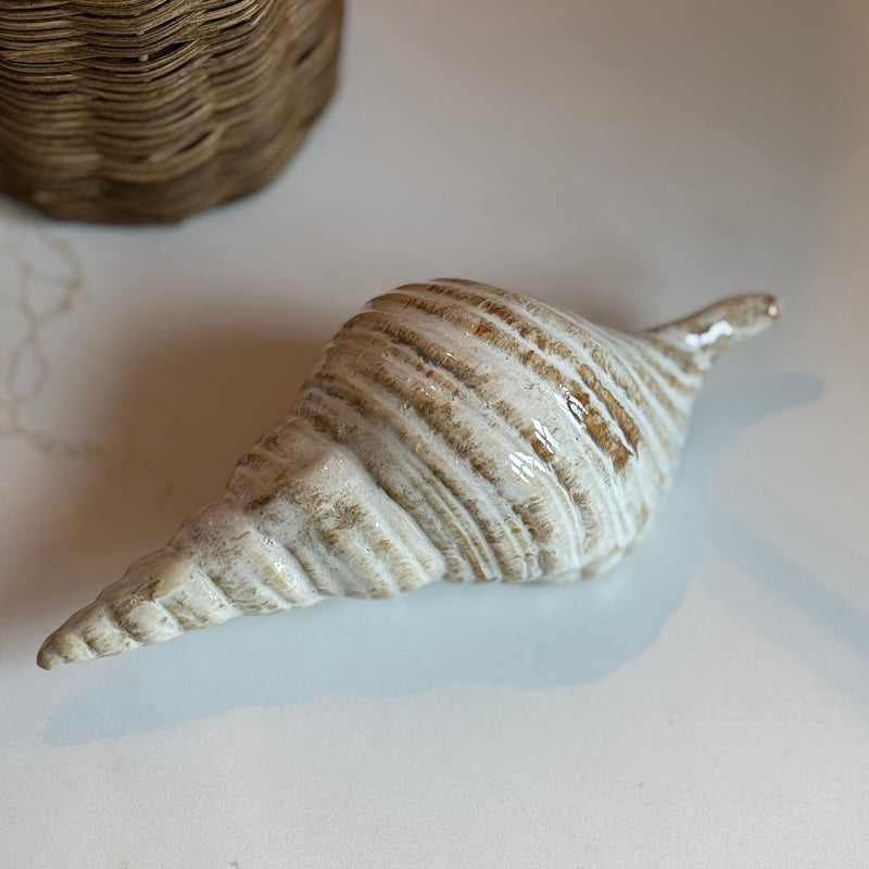 Ceramic Shell Ornament – Cream Sand