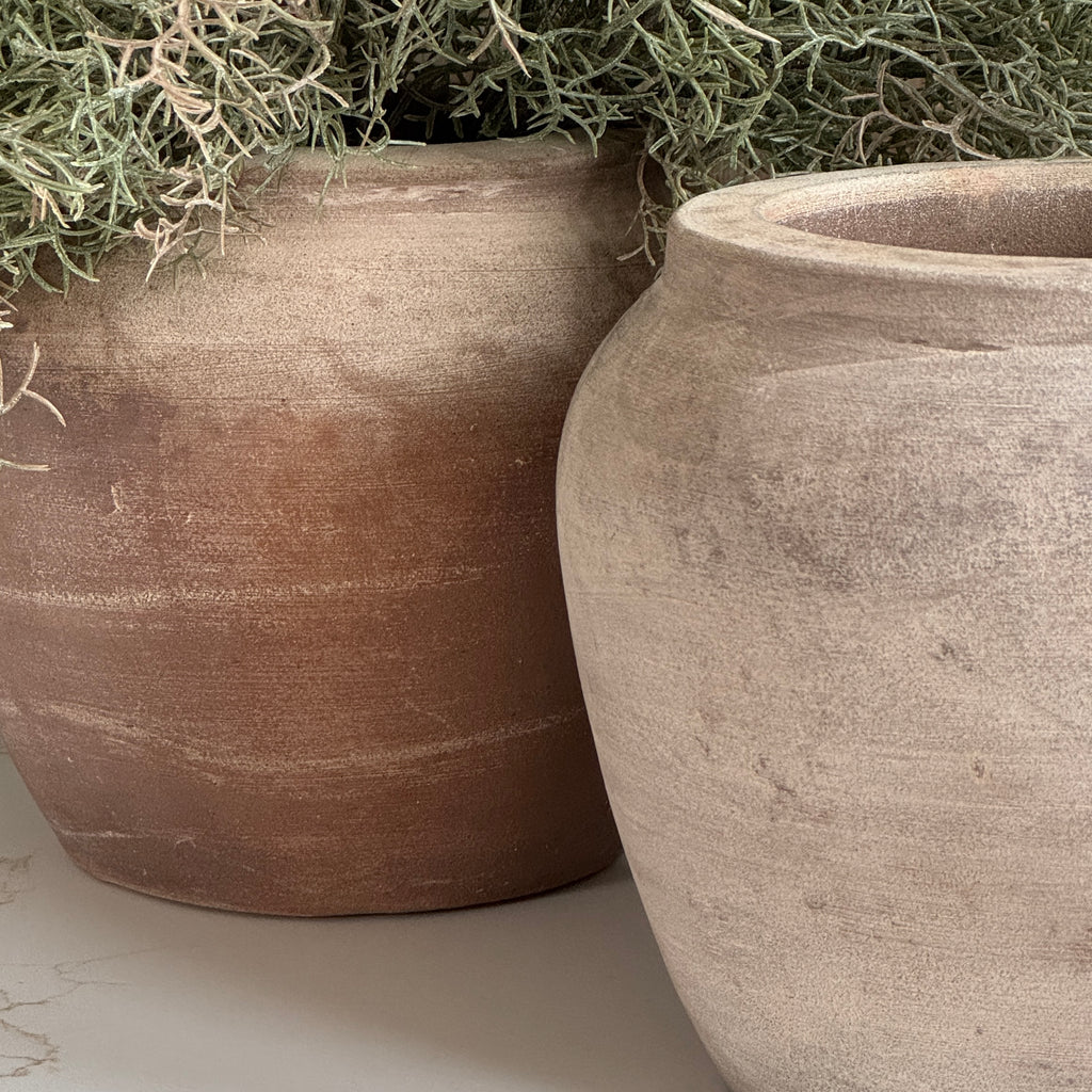 Aubeterre Handcrafted Terracotta Pot