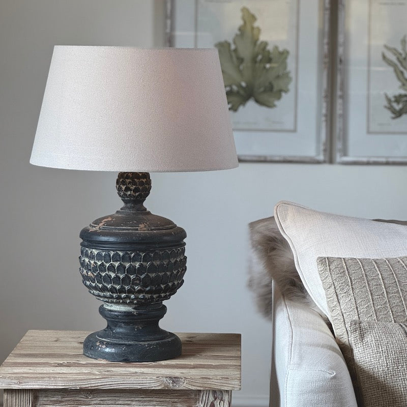 Cotswold Acorn Effect Table Lamp