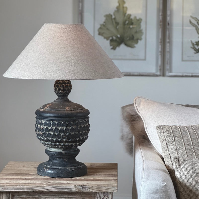 Cotswold Acorn Effect Table Lamp