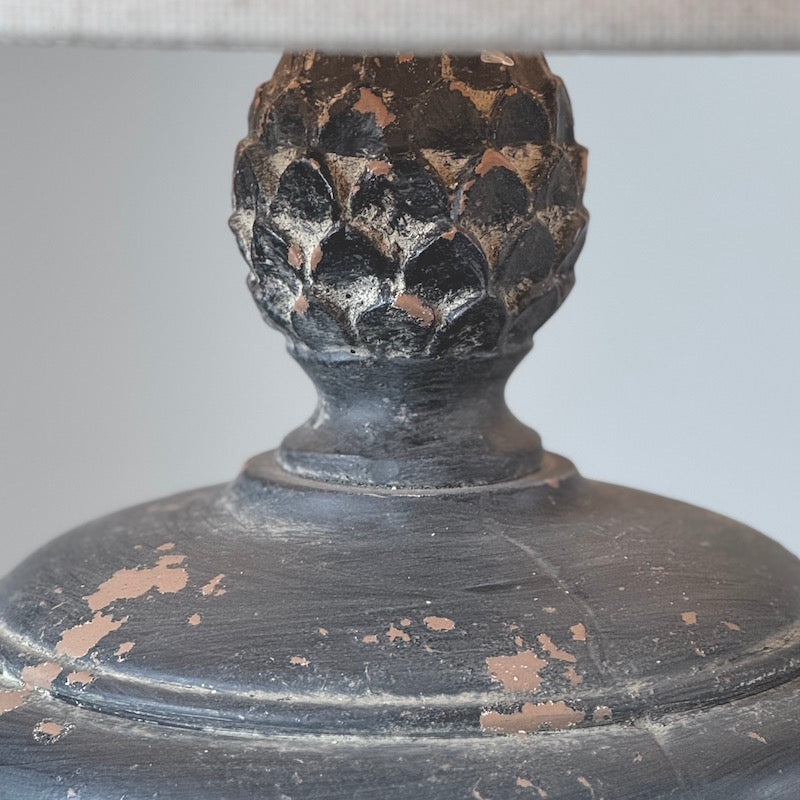 Cotswold Acorn Effect Table Lamp