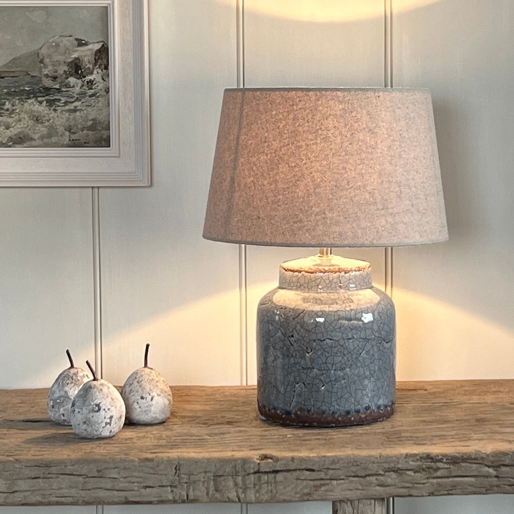 Ilmos Distressed Ceramic Table Lamp