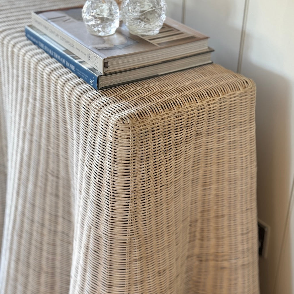 Medium Rattan Scalloped Console Table – Cowshed Interiors
