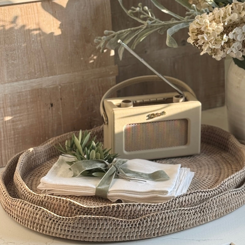 Rattan Scallop Oval Tray Whitewash