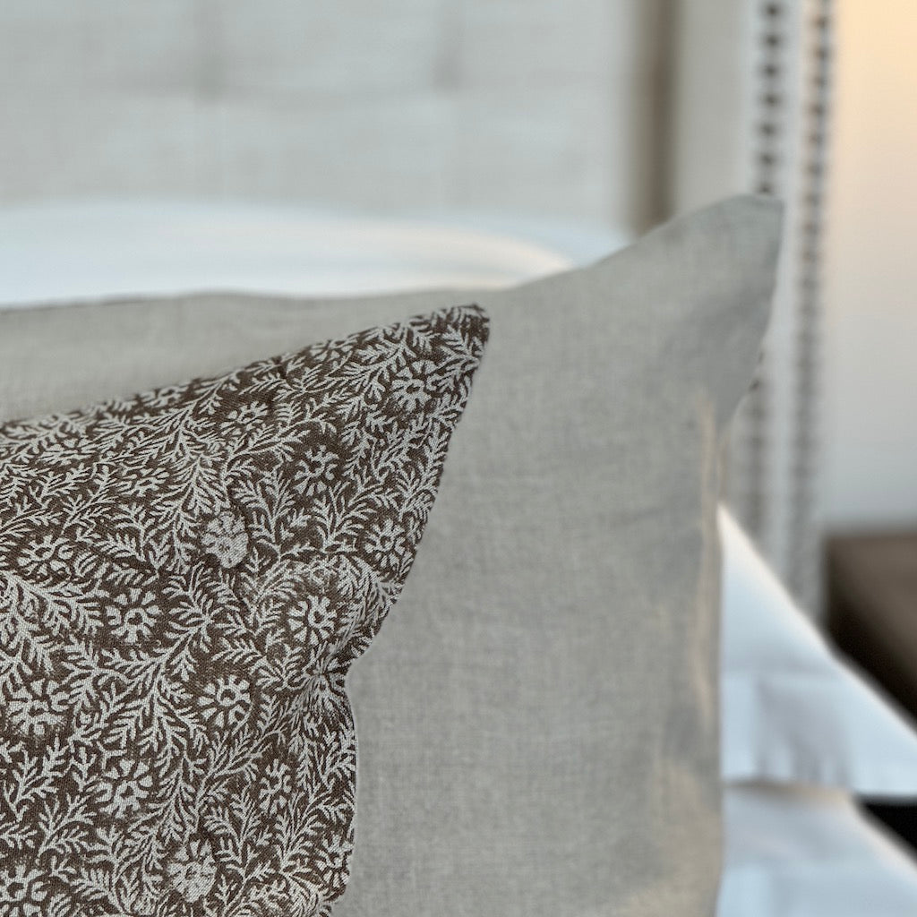 Daisy Linen Cushion Cover