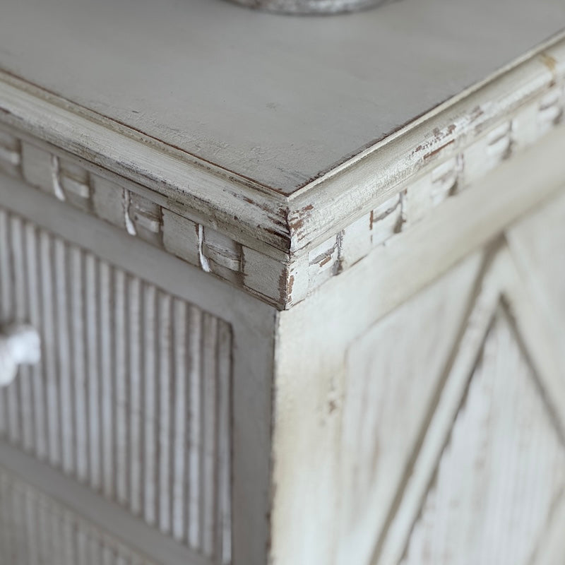 Augustine Ribbed Chest of Drawers