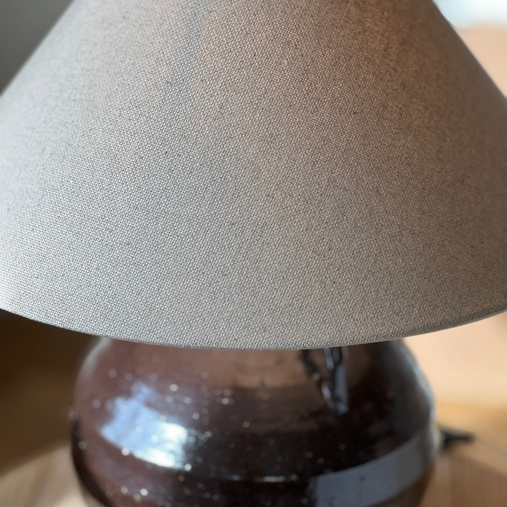 Dark Tone Glazed Urn Table Lamp