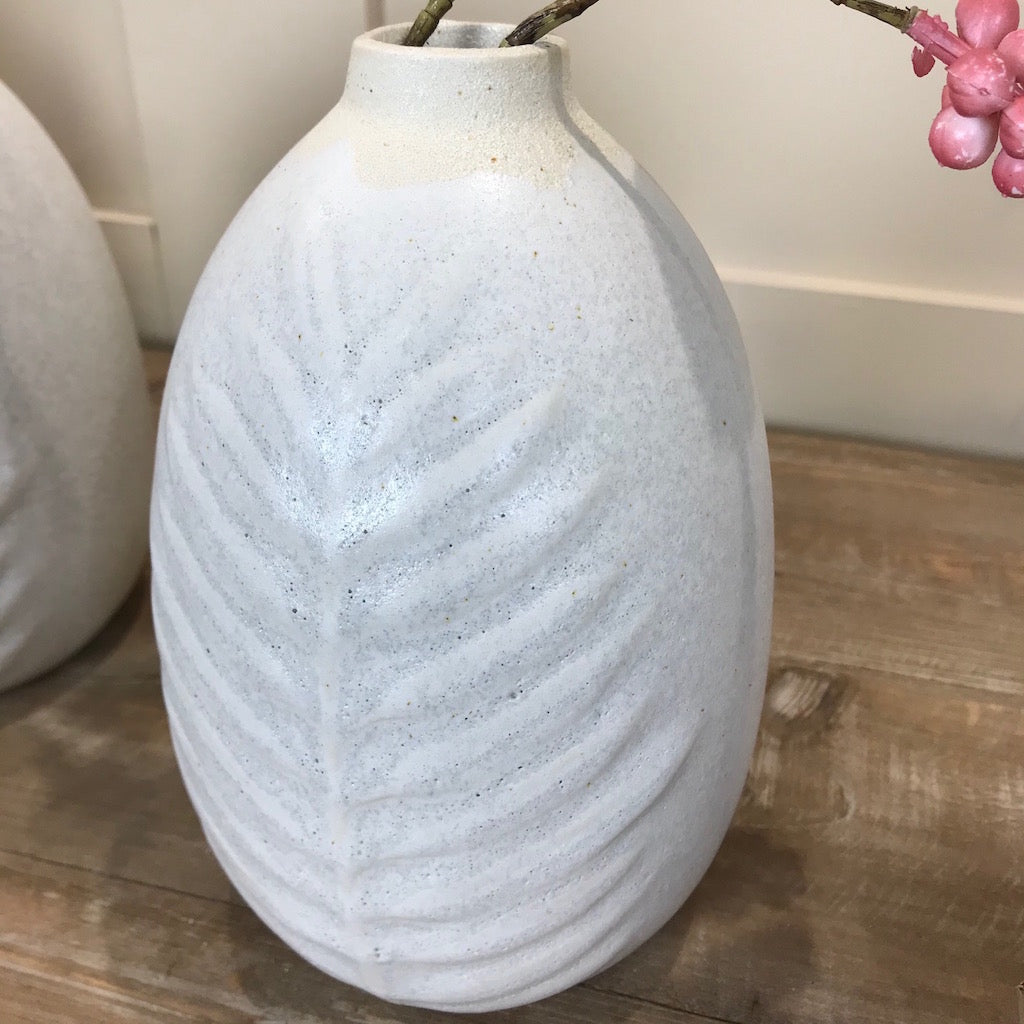 Leaf Embossed Detail Single Stem Bud Vase White Set 3