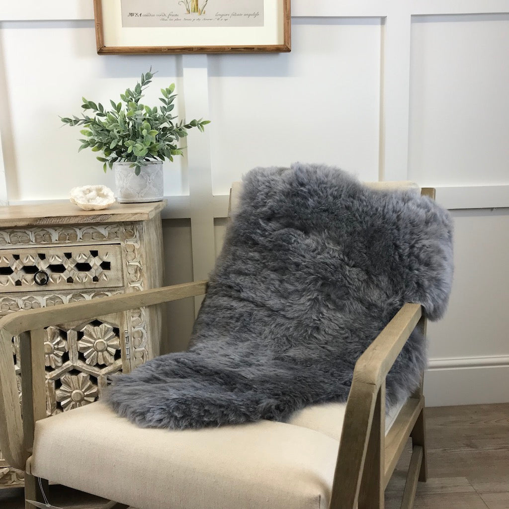 Finest Icelandic Short Wool Sheepskin Grey