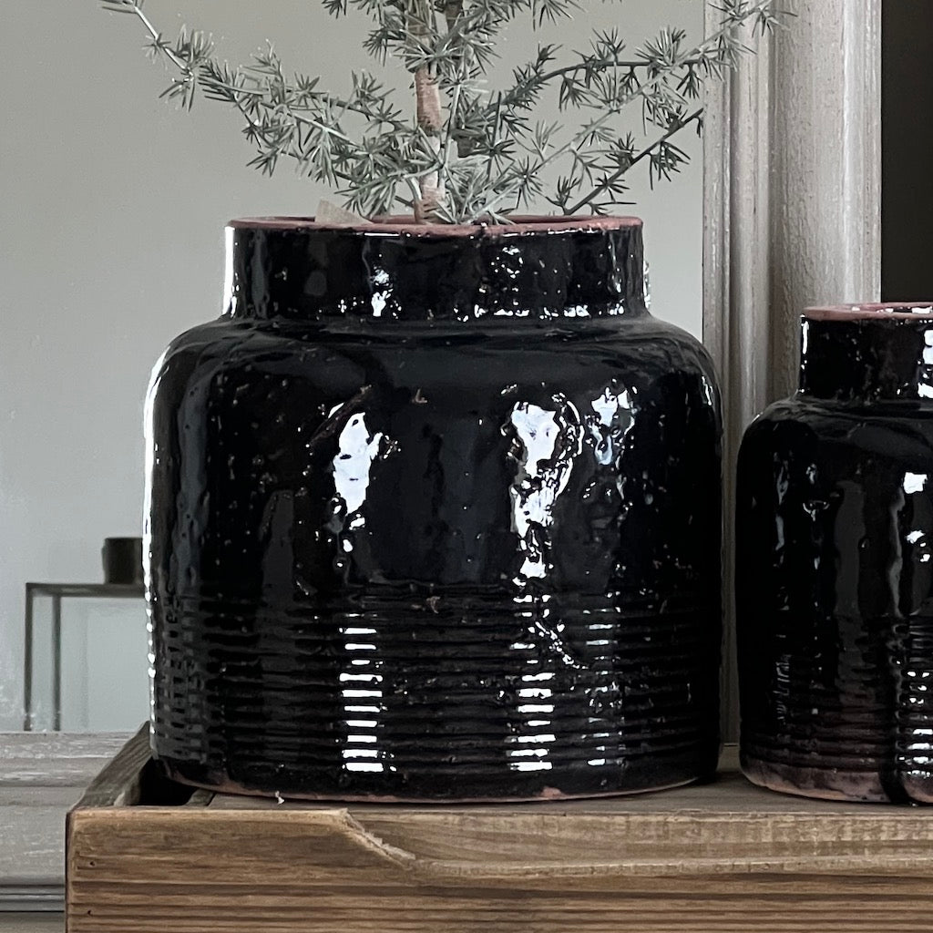 Ridged Black Ink Distressed Terracotta Pot Ikos