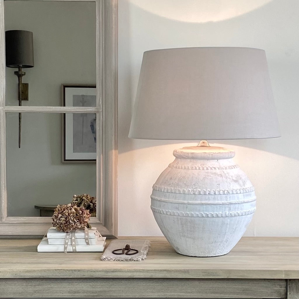 Chalk White Wash Orb Table Lamp Siena – Cowshed Interiors Limited