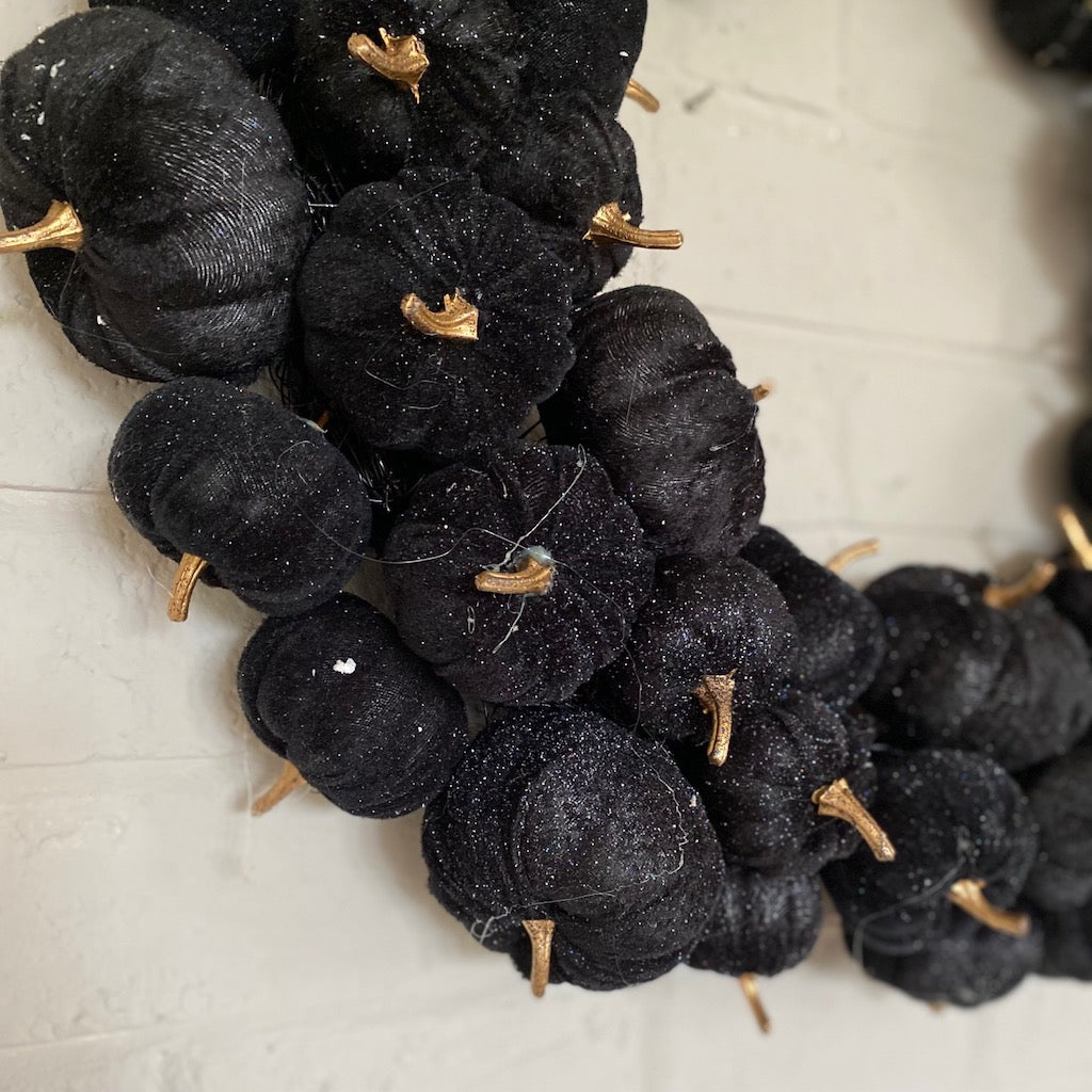 Black Pumpkin Wreath