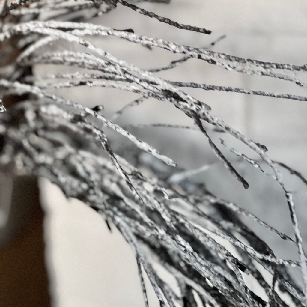 Frosted Warm White Large Wreath