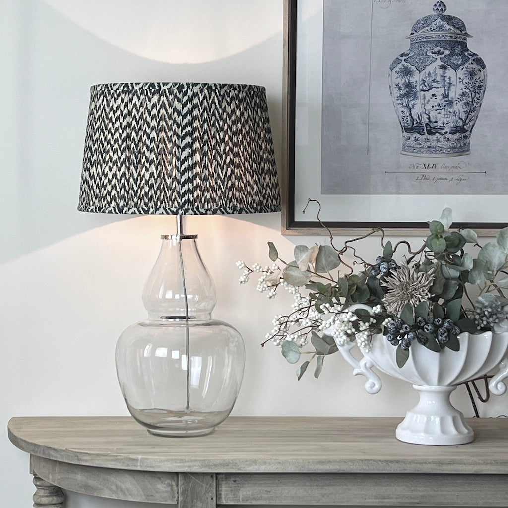 Elegant Clear Glass Shapely Gourd Table Lamp