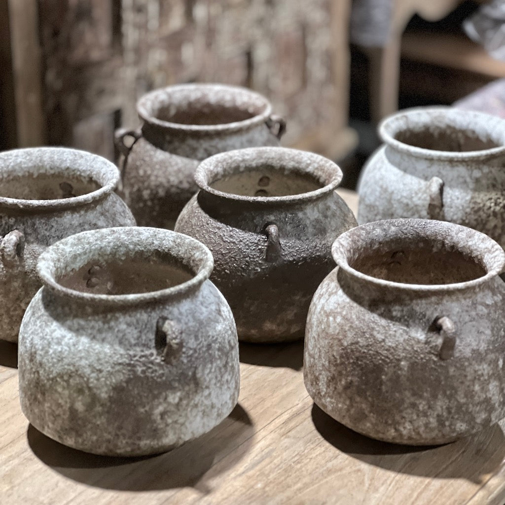 Antiqued Distressed Mottled Two Handle Pot