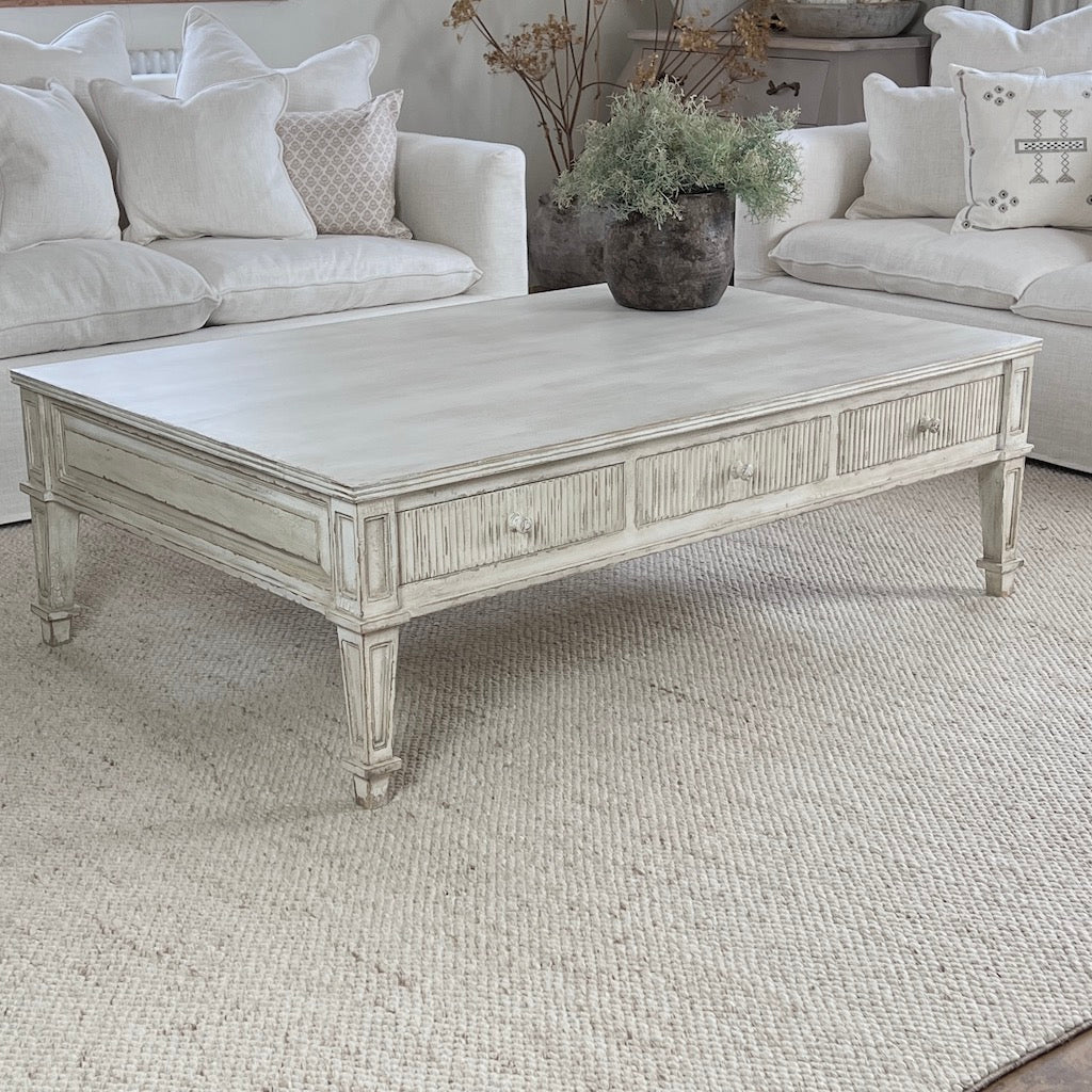 Gustavian 3 Drawer Ribbed Coffee Table
